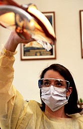 Tratamiento de la enfermedad periodontal no altera riesgo de parto prematuro