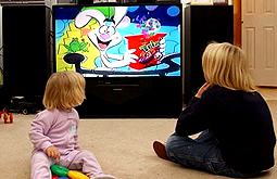 Limitar la televisión y el computador reduce la obesidad infantil