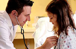 Motavizumab reduce hospitalizaciones por VRS en niños de alto riesgo