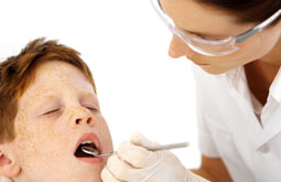 Variación genética en MMP20 contribuye a más caries