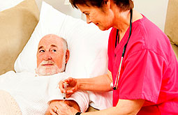 Capecitabina es activa y tolerable en ancianos con leucemia mieloide aguda