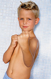 Tratar la criptorquidia antes de la pubertad reduce el cáncer testicular
