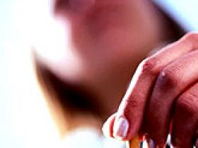 Menopausia precoz asociada con el tabaquismo