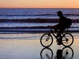 Practicar ciclismo evita el sobrepeso y la obesidad