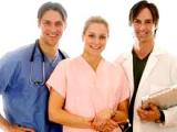 Omeprazol en pacientes con clopidogrel reduce la hemorragia digestiva alta