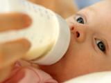Disminuir el biberón previene la obesidad infantil