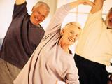 Programas de rehabilitación mejoran calidad de vida en ancianos