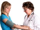 Combinación de antihipertensivos reduce riesgo cardiovascular