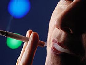 Fumar agrava la osteoartritis de rodilla