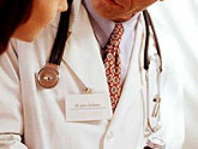 Eprodisato disminuye deterioro de la función renal en la amiloidosis
