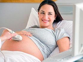 No habría relación causal entre cesárea y obesidad infantil