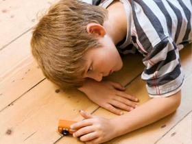 Factores ambientales y regulatorios afectan la incidencia del autismo