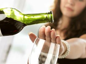 Fumar menos se vincula con menor consumo de alcohol