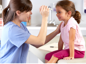 Lentes de contacto son usualmente vinculados a queratitis pediátrica