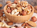Consumo de frutos secos protege contra las ECV