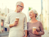 Consumo habitual de café mitiga riesgo de caídas