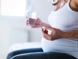 Antibióticos en embarazo incrementa asma infantil