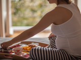 Alimentos proinflamatorios en embarazo promueven obesidad infantil