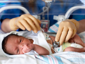 Cuna Calmer, opción en el manejo del dolor neonatal