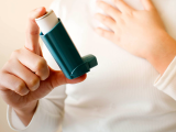 Budesonida inhalatoria en manejo temprano de COVID-19 