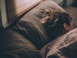 Ir a dormir tarde empeoraría la salud cardíaca 