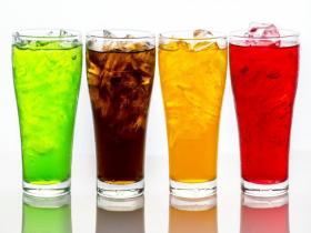 Bebidas duplican el riesgo de cáncer colorrectal