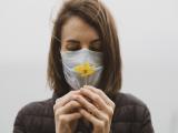 Descubren razón de la anosmia por COVID-19
