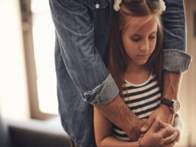 Estrés postraumático se traspasa de padres a hijos