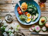 Alimentación restringida en el tiempo frente a restricción calórica en hígado graso no alcohólico