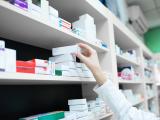 Brilacidina potencia la actividad antifúngica de la caspofungina 