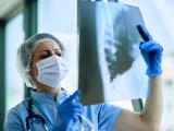 AntimiR-21 acoplado a trimanosa inhalatoria para el tratamiento de la neumonía 