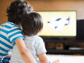 Beneficios de eliminar el tiempo de pantalla antes de acostarse