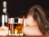 Nuevo enfoque de la semaglutida en el tratamiento del alcoholismo