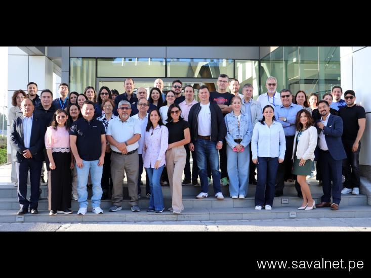 Oftalmólogos latinoamericanos descubren la planta SAVAL